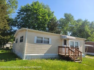 9 Lisa Ln S, Jackson, NJ 08527