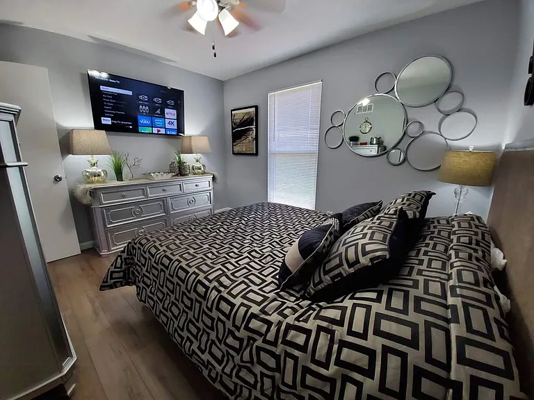 6703 Cincinnati Dayton Rd — Photo 14