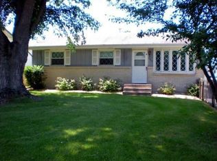 4450 S Bend Rd, Rockford, IL 61109