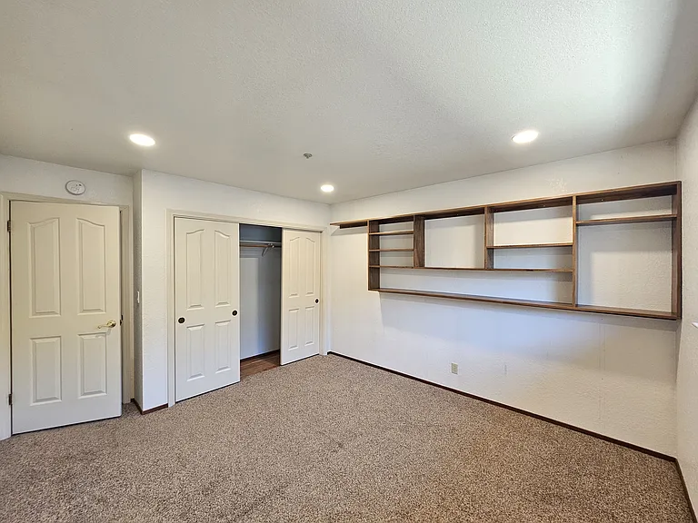 32270 Devonshire St — Photo 13