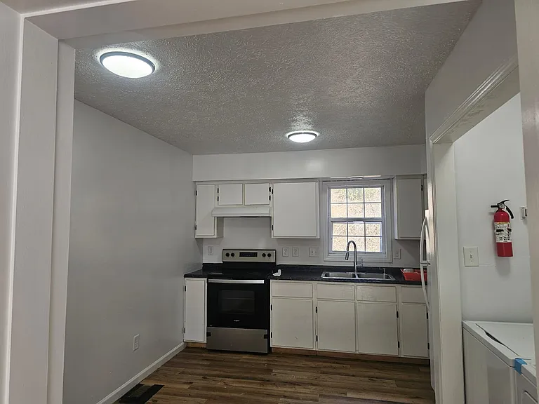 5 E Pinecrest Dr #101 — Photo 3