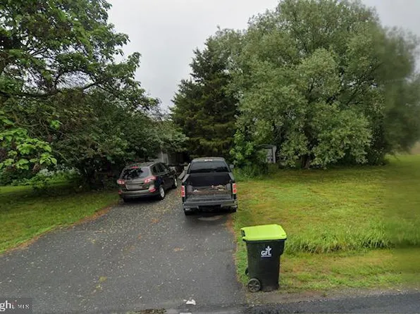 378 Black Swamp Rd, Felton, DE 19943