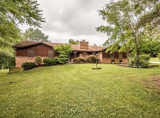 6801 Teson Rd, Hazelwood, MO 63042