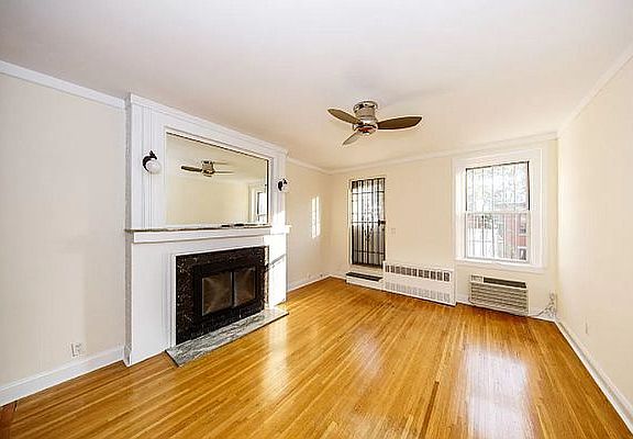2nd image of 30 W 88th St APT 4B