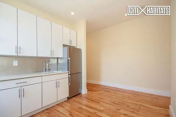 Rented by Citi Habitats | media 35