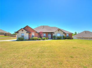 4808 Southcreek Rd, Moore, OK 73165