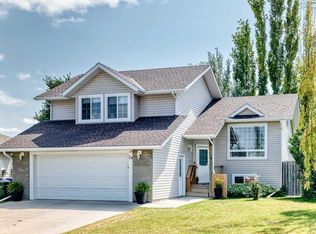 29 N Sierra Rd, Olds, AB T4H 1X2