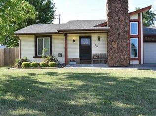 108 W Aaron Dr, Andover, KS 67002