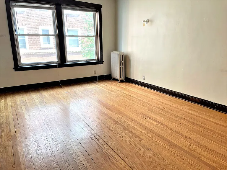 4400 WINCHESTER — Photo 3