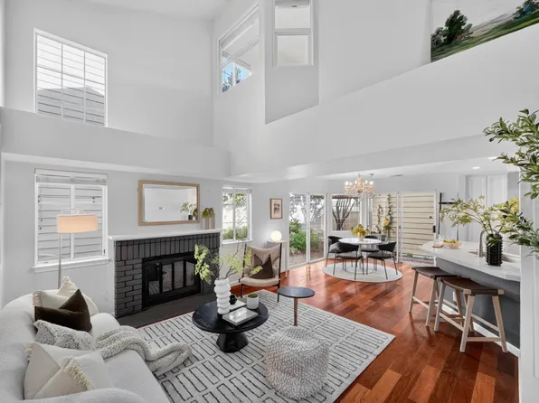 316 Sea Cliff Ln, Redwood City, CA 94065