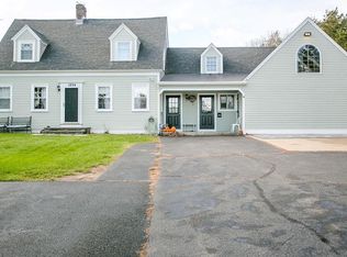 1994 E Main Rd, Portsmouth, RI 02871