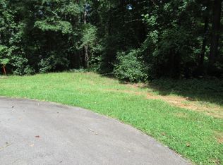 128 Oolenoy Ct, Pickens, SC 29671