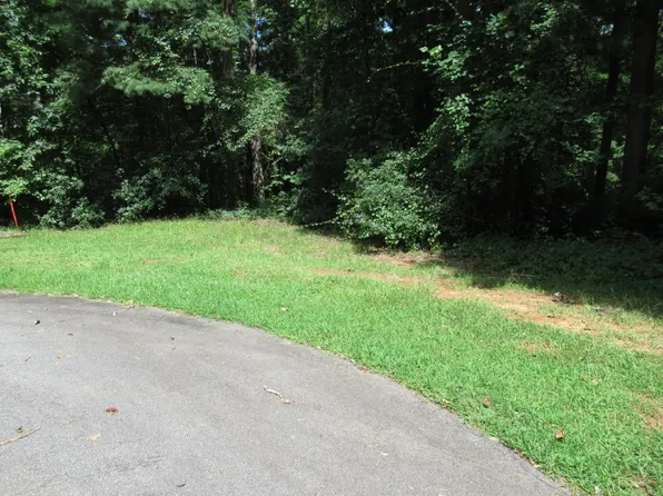128 Oolenoy Ct, Pickens, SC 29671