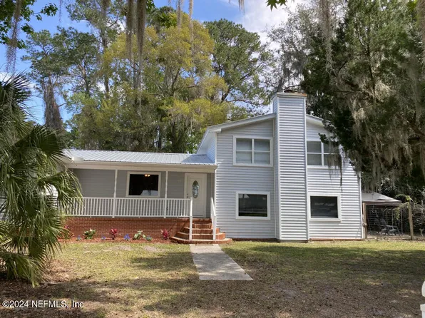 105 ROBERTS Boulevard, Satsuma, FL 32189