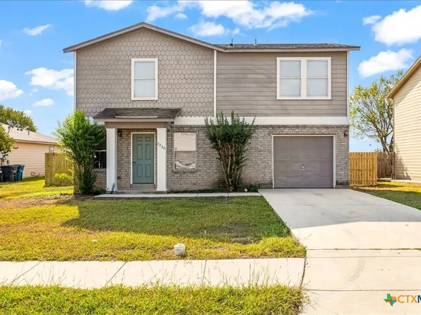 3230 Old Coach Dr, New Braunfels, TX 78130