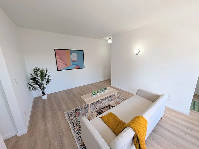 3525 Cass Ave #102 — Photo 6