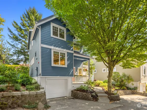 684 Madison Avenue N #21, Bainbridge Island, WA 98110