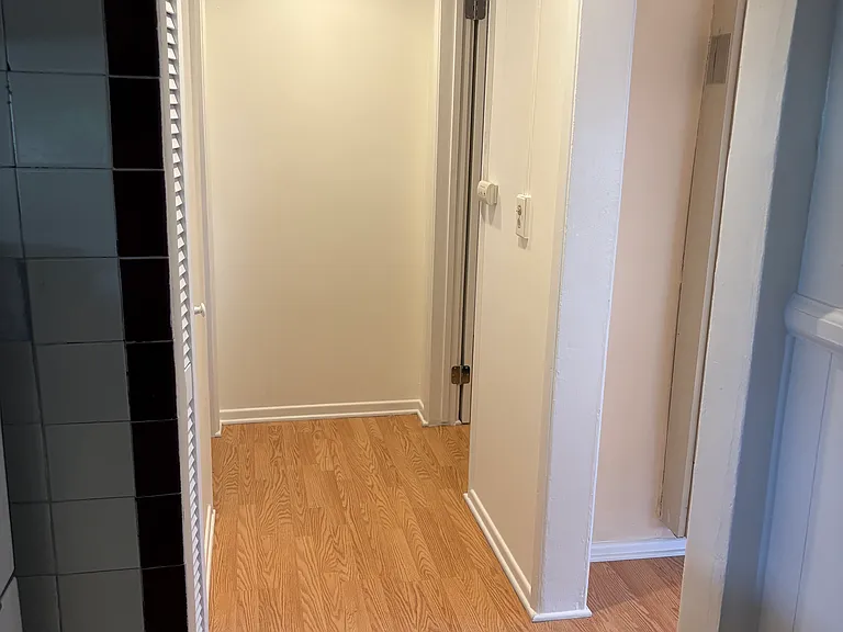 4228 Gateway Ave — Photo 5