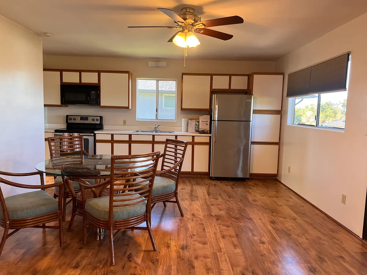 Building Photo - 128 Aliiolani St #2F