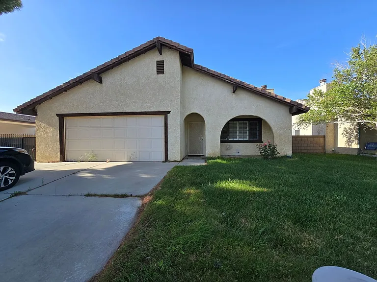 3559 Spice St — Photo 1