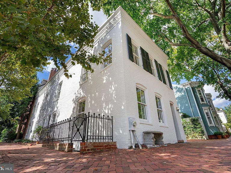 2805 O St NW #LL — Photo 1
