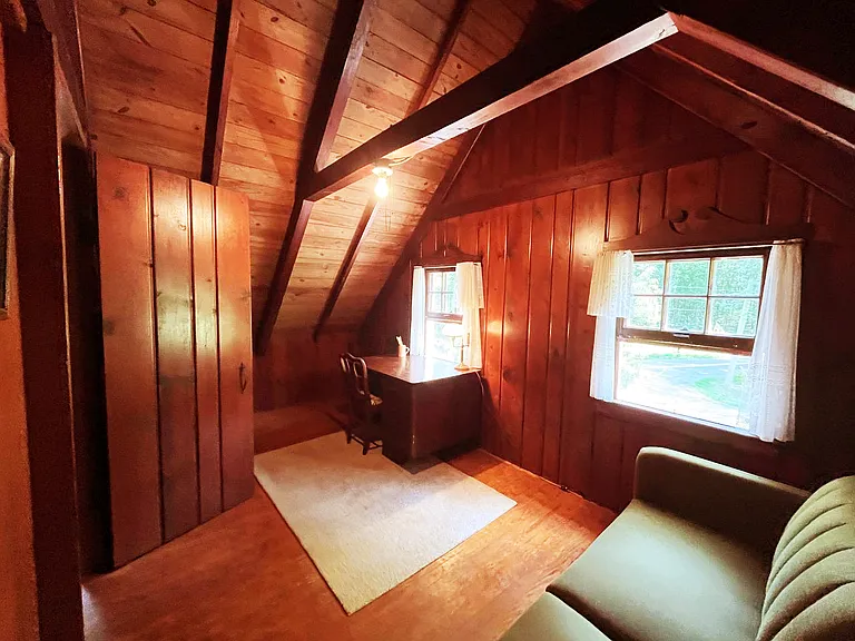5800 Fenwick Rd — Photo 45