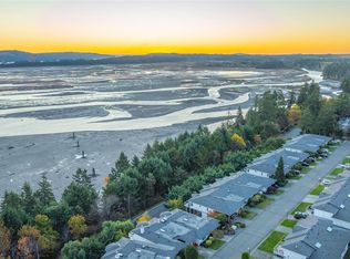 978 Highview Ter, Nanaimo, BC V9R 6K5