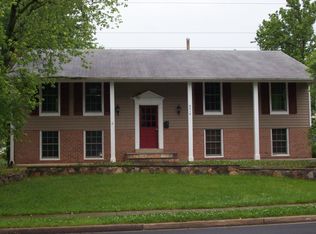 9716 Copeland Dr, Manassas, VA 20109