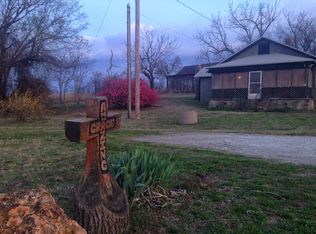 1315 Shaw Hill Rd, Galena, KS 66739