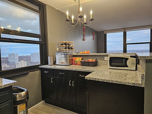 2nd image of 3001 S Michigan Ave Unit 2402