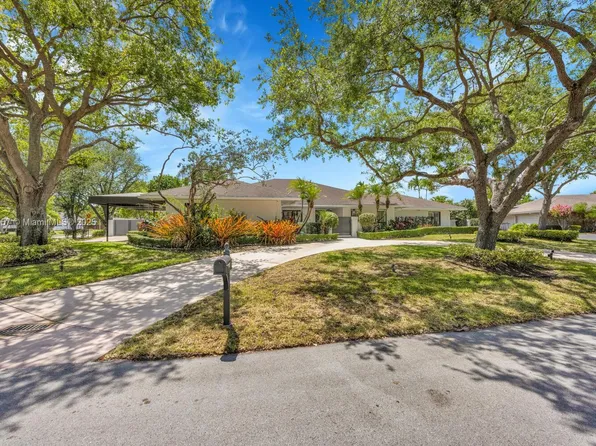 15920 SW 81st Ave, Palmetto Bay, FL 33157
