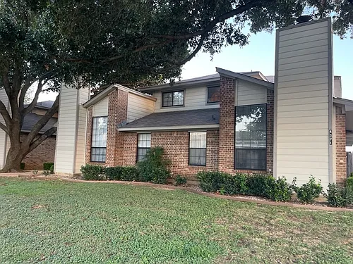 4371 Hulen Cir E #4371 Photo 1