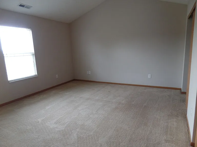 9174 Walker Park Dr — Photo 15