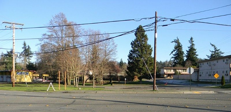 20,000 sq ft of Commercial Land