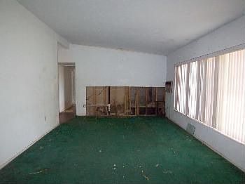5th image of 610 Manor Dr