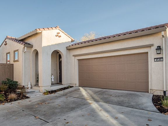 2nd image of 4546 Villa Del Paso Ln