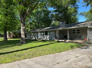 1101 13th St, Monett, MO 65708