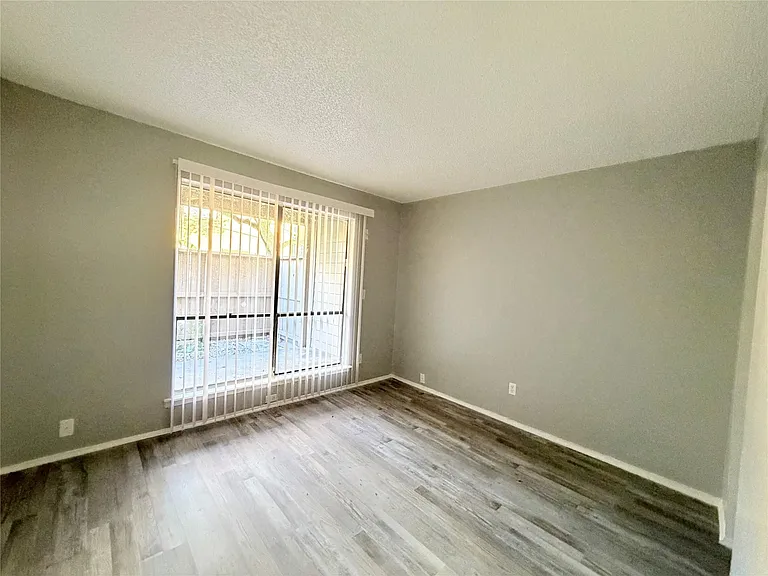9461 Pagewood Ln #9461 — Photo 15