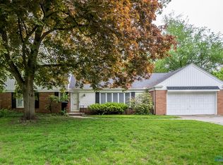 4530 Indian Rd, Ottawa Hills, OH 43615