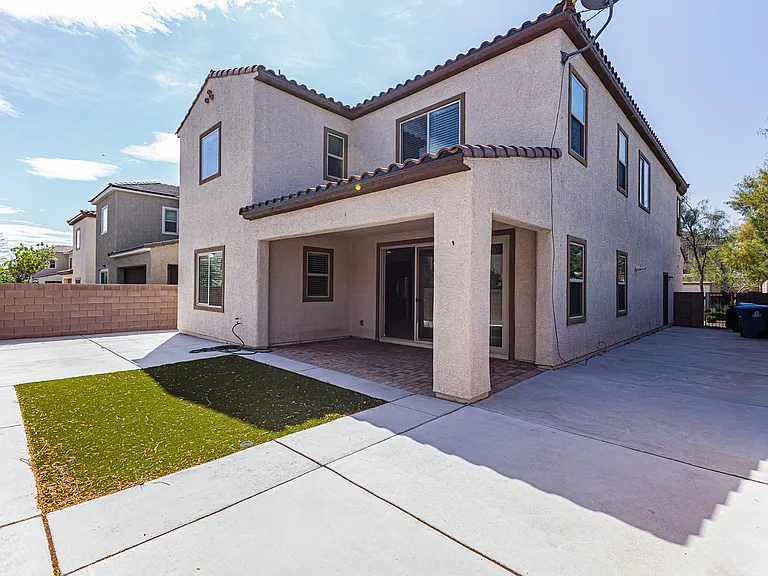 8538 Helvetia Ln — Photo 45