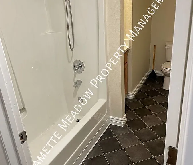 1731 Salishan St SE — Photo 14