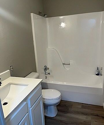 5th image of 5415 S Brooks Dr