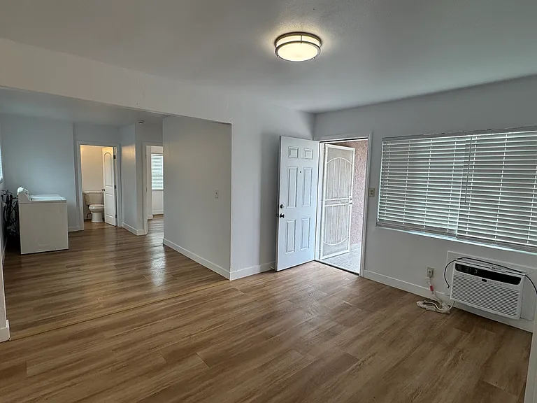 2229 Obama Blvd — Photo 6