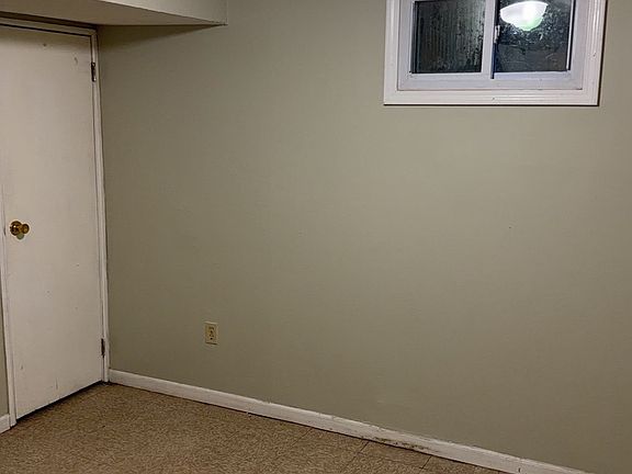4th image of 3612 S Scott Ave