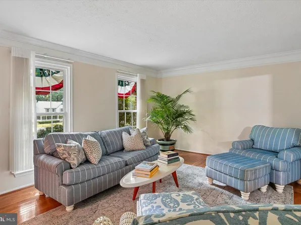 284 Southland Ct, Dunkirk, MD 20754