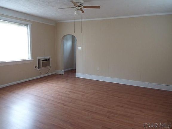 2nd image of 452 Bantel St