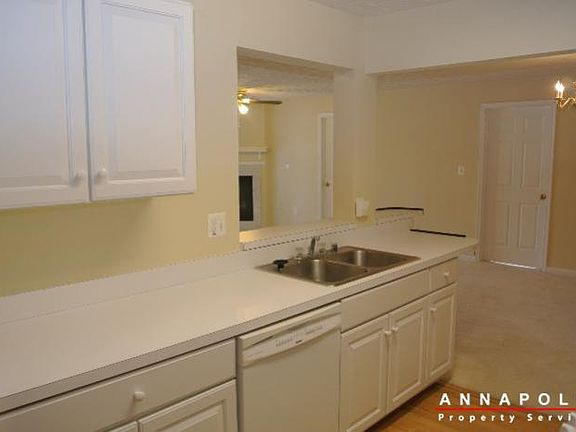 3rd image of 651 Burtons Cove Way Unit 4