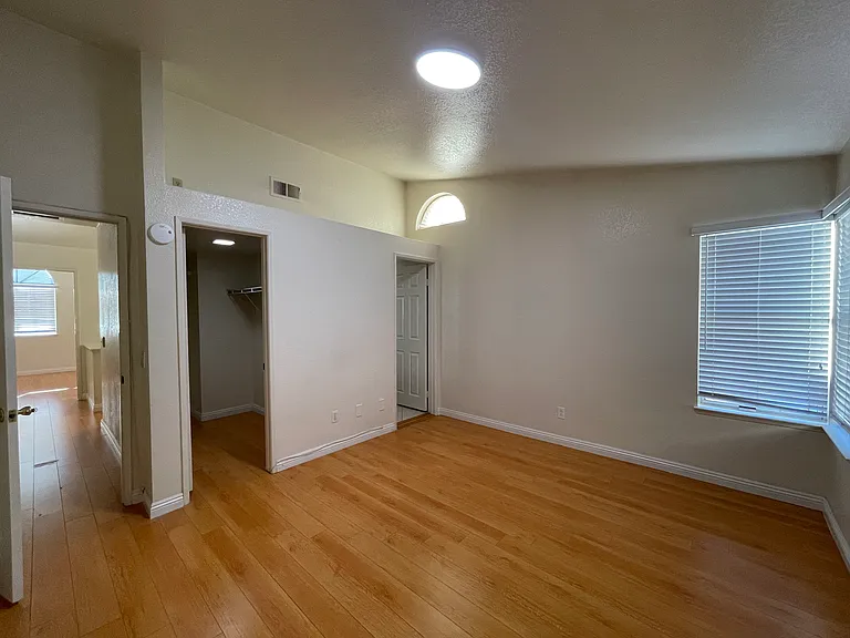150 Homestead St — Photo 18