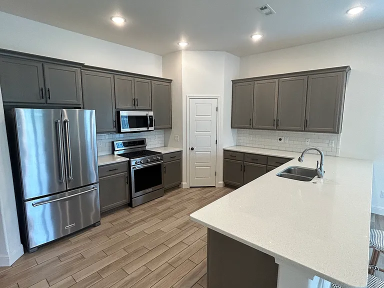 710 Gala Cir — Photo 4