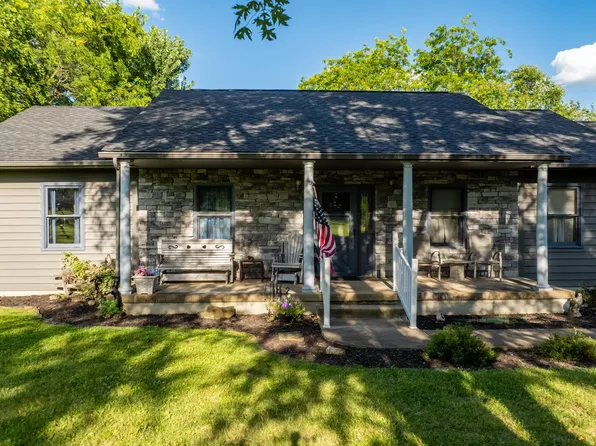 9294 State Route 207 NE, Mount Sterling, OH 43143